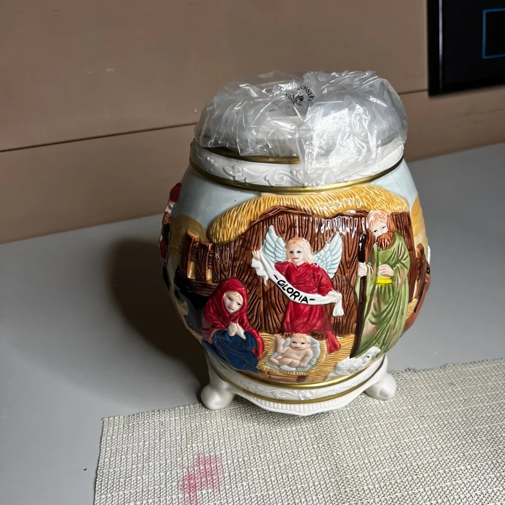 Jay‎ Import Nativity Scene Cookie Jar Hand Painted Earthenware Christmas 1168